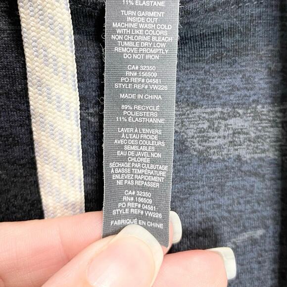 Vuori Halo Essential Hoodie In Black Camo Small - Picture 6 of 7